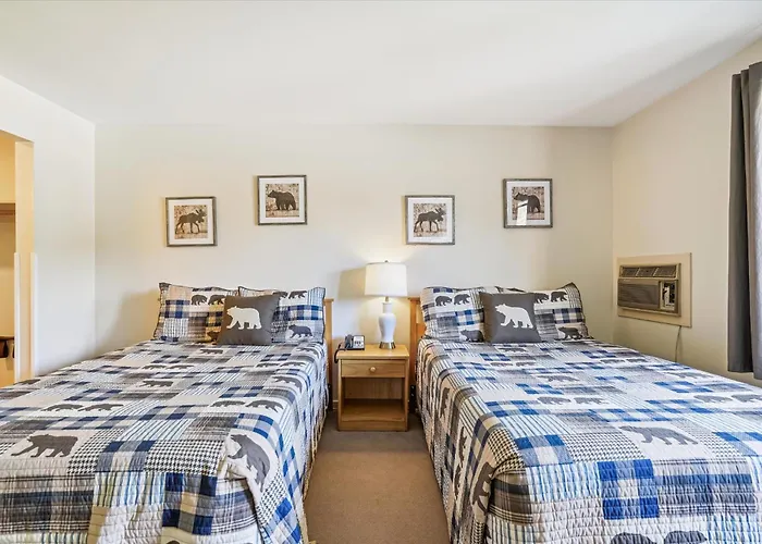 Cedarbrook Deluxe One Bedroom Suite With Outdoor Heated Pool 11921